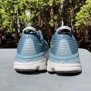 Hoka One One Bondi 6